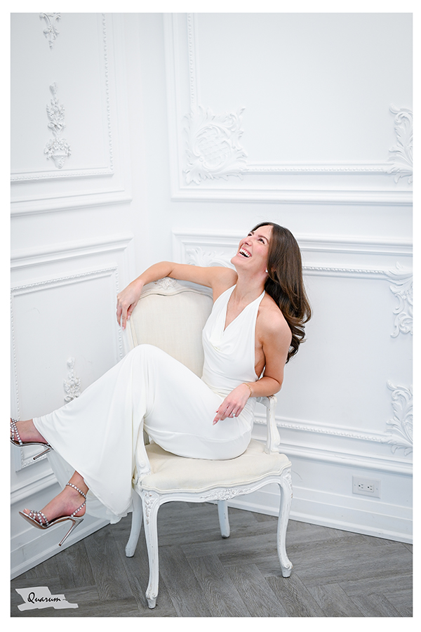 fun candid bride, wedding pros, quarum photo video, mark piotrowski, toronto wedding photography, sexy bride, white bride, luxury weddings canada